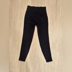 YPB seamlessCORE 7/8-Length Legging | Onyx | Size Medium